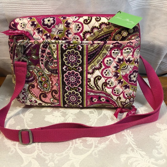 Vera Bradley Mini Laptop/ Ipad Case - Picture 1 of 3